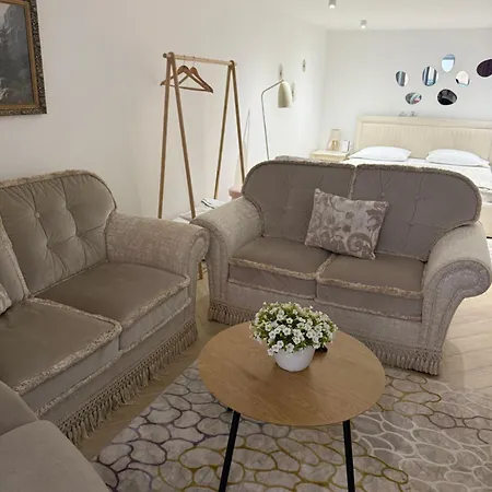 Villa Studio Tirana
