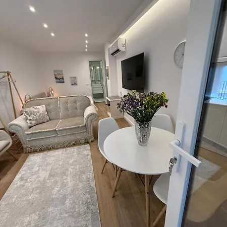 Apartament Villa Studios Tirana