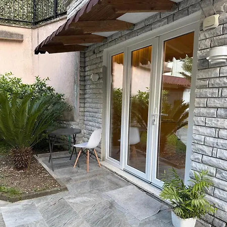 Villa Studios Tirana Daire